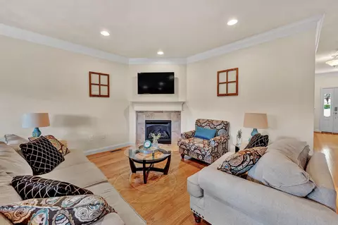 867 Walhalla Ct, Roanoke, VA 24019 photo 5