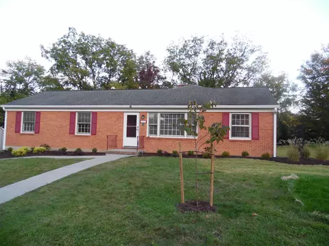 3430 Ashmeade Dr, Roanoke, VA 24018
