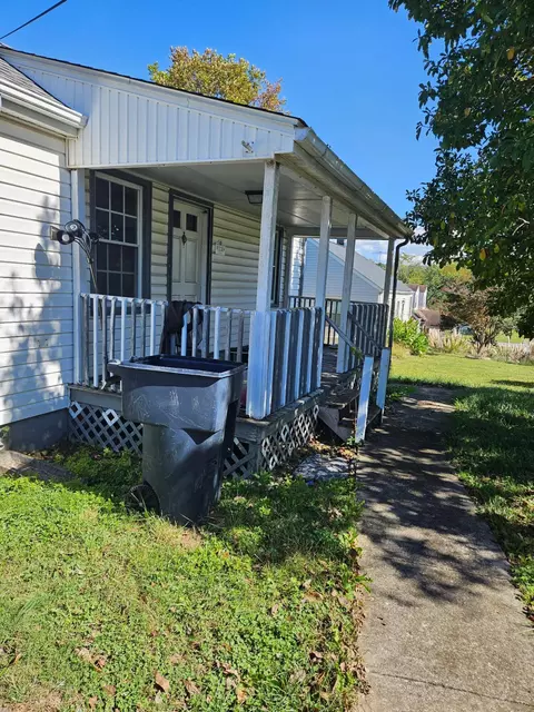 1130 Ethel Rd SE, Roanoke, VA 24014