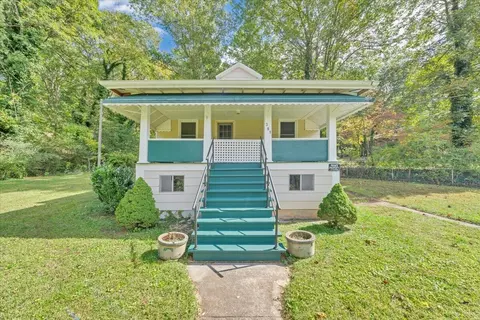 391 Dogwood Hill Rd, Boones Mill, VA 24065