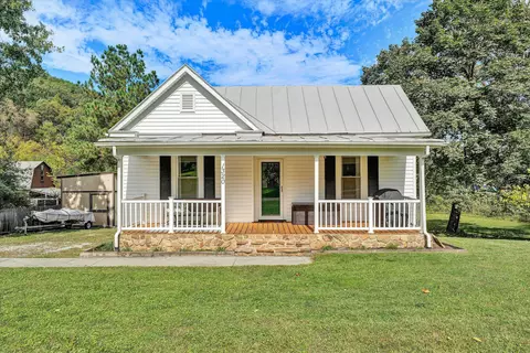 1320 Eddington Rd SE, Roanoke, VA 24014