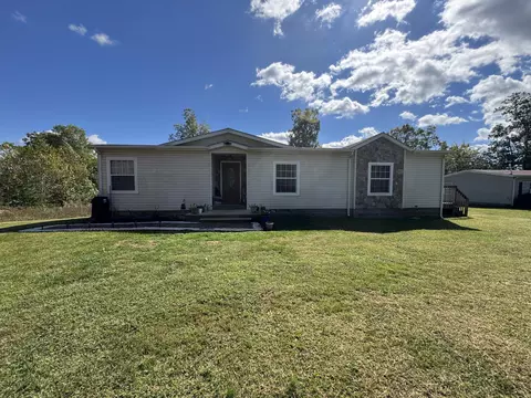 300 White Oak Rd, Boones Mill, VA 24065