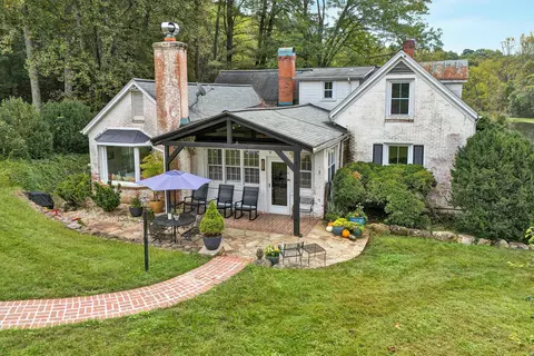 400 Walnut Rd, Salem, VA 24153