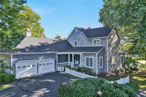 205 Golfers Crossing Dr, Penhook, VA 24137