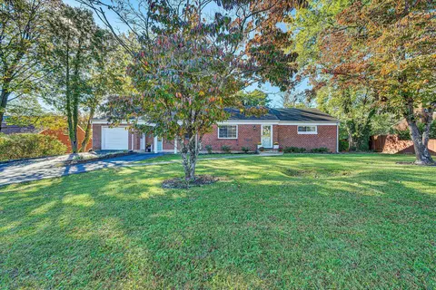 3516 Grandin Rd SW, Roanoke, VA 24018