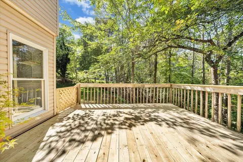 Exterior - 5539 Highfields Rd, Roanoke, VA 24018 photo 5 of 11