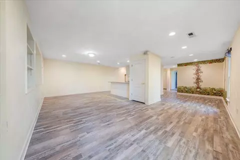 Living - 5539 Highfields Rd, Roanoke, VA 24018 photo 12 of 12