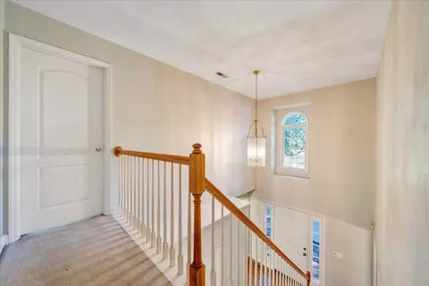 Entry Way - 5539 Highfields Rd, Roanoke, VA 24018 photo 9 of 14