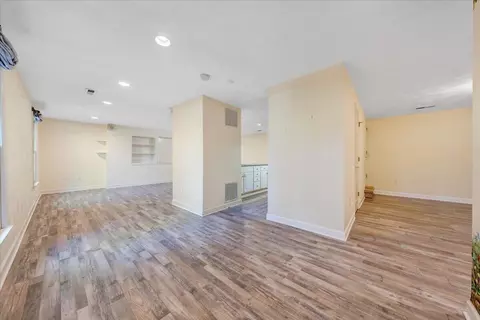 Living - 5539 Highfields Rd, Roanoke, VA 24018 photo 11 of 12