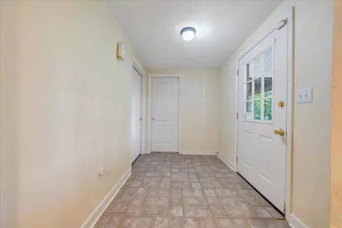 Entry Way - 5539 Highfields Rd, Roanoke, VA 24018 photo 14 of 14