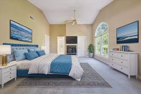 Bedroom - 5539 Highfields Rd, Roanoke, VA 24018 photo 1 of 8