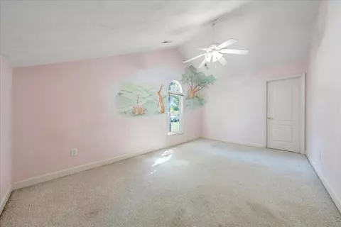 Bedroom - 5539 Highfields Rd, Roanoke, VA 24018 photo 6 of 8