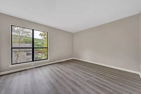 Bedroom - 7313 Maple Ct SW, Roanoke, VA 24018 photo 3 of 5