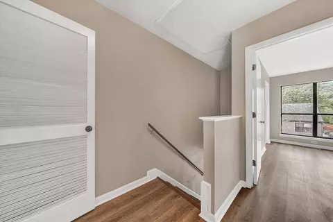 Entry Way - 7313 Maple Ct SW, Roanoke, VA 24018 photo 2 of 2