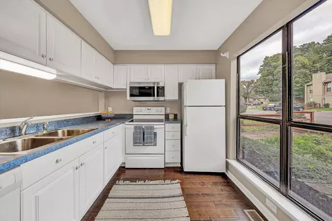 Kitchen - 7313 Maple Ct SW, Roanoke, VA 24018 photo 1 of 3