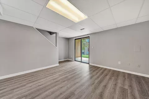 Living - 7313 Maple Ct SW, Roanoke, VA 24018 photo 4 of 4