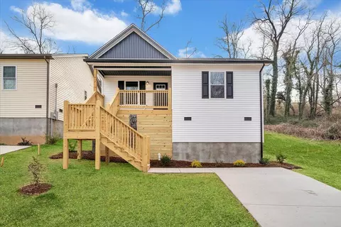 1417 Varnell Ave NE, Roanoke, VA 24012