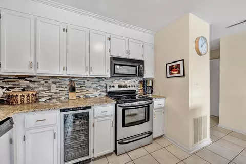 80 Windlass Pointe Dr #80, Moneta, VA 24121 photo 11