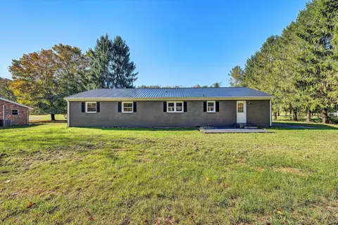 Exterior - 304 Broken Arrow Ln, Covington, VA 24426 photo 11 of 12