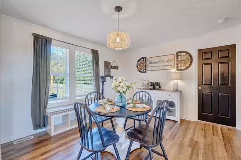 Dining - 188 Mt Moriah Rd, Eagle Rock, VA 24085 photo 1 of 5