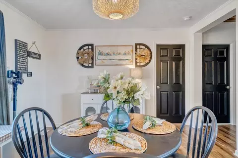 Dining - 188 Mt Moriah Rd, Eagle Rock, VA 24085 photo 5 of 5