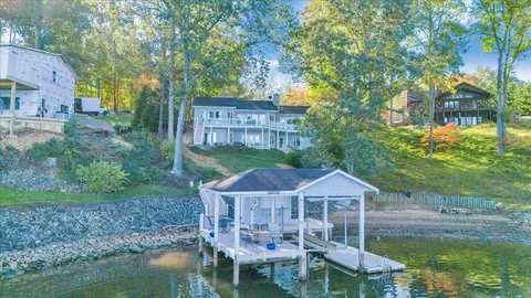 265 Hampton Dr, Union Hall, VA 24176