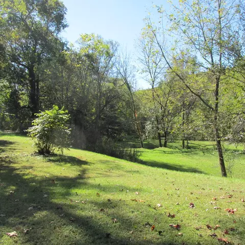 Exterior - 2824 Beldon Dr, Salem, VA 24153 photo 8 of 11
