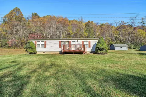 6735 Blacksburg Rd, Catawba, VA 24070