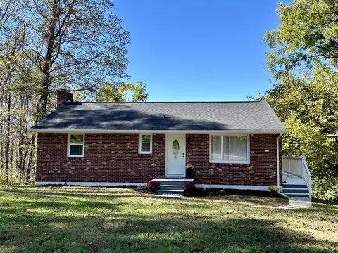 7870 Sontag Rd, Rocky Mount, VA 24151