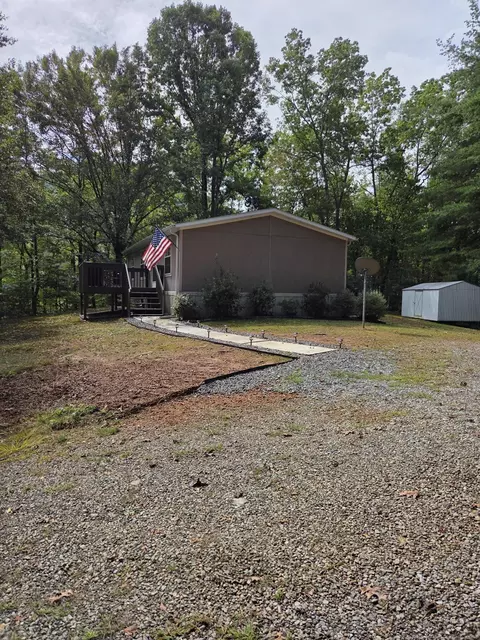 2031 Lone Ivy Rd, Stuart, VA 24171 photo 4