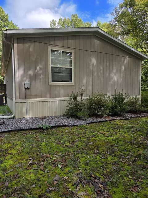 2031 Lone Ivy Rd, Stuart, VA 24171 photo 15