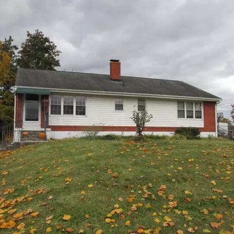 56085610 Malvern Rd, Roanoke, VA 24012