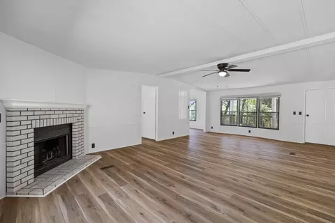 209 Willowridge Dr, Thaxton, VA 24174 photo 9