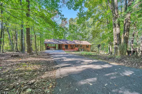 52 Amber Ln, Callaway, VA 24067