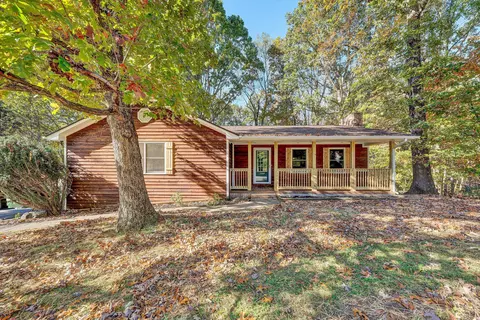 161 Parkview Dr, Blue Ridge, VA 24064