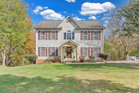 780 Farmington Rd, Hardy, VA 24101