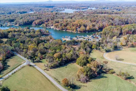 lot6 Isle Of Pines Dr, Moneta, VA 24121