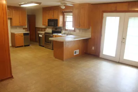 Kitchen - 109 Villa Rd, Ridgeway, VA 24148 photo 4 of 5