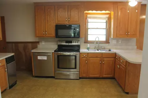Kitchen - 109 Villa Rd, Ridgeway, VA 24148 photo 1 of 5
