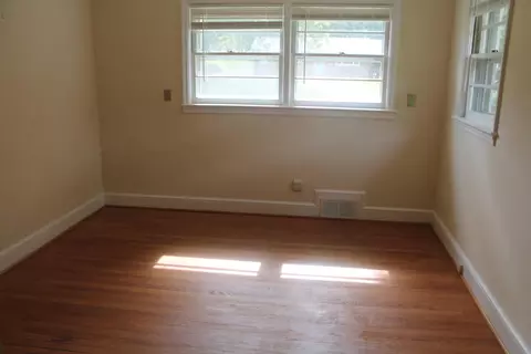 Bedroom - 109 Villa Rd, Ridgeway, VA 24148 photo 4 of 6