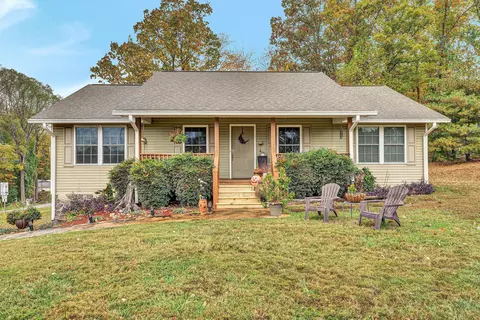 3960 Edwardsville Rd, Hardy, VA 24101