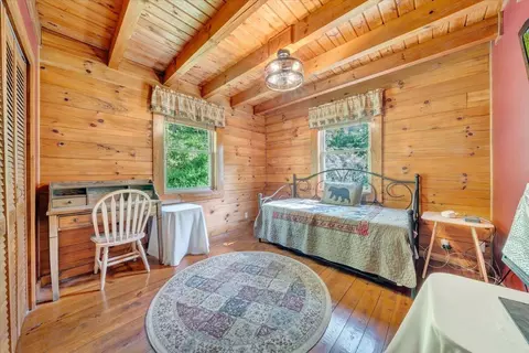 Bedroom - 13357 Callaway Rd, Callaway, VA 24067 photo 2 of 4