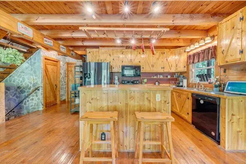 Kitchen - 13357 Callaway Rd, Callaway, VA 24067 photo 2 of 5