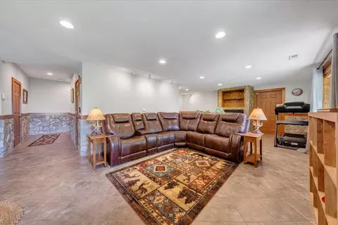 Living - 13357 Callaway Rd, Callaway, VA 24067 photo 5 of 5