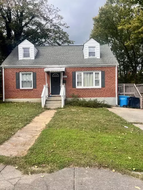 2518 Chatham St NW, Roanoke, VA 24012
