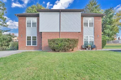 5015 Polly Hill Ln #5017, Roanoke, VA 24019