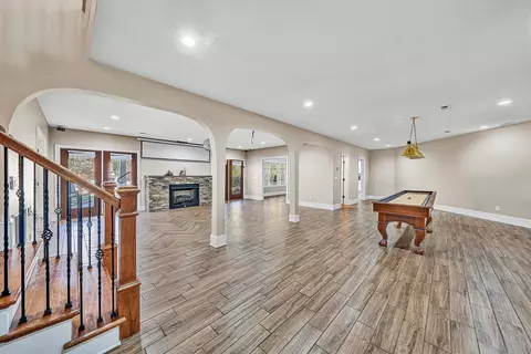 Living - 138 Binnacle Dr, Moneta, VA 24121 photo 8 of 10
