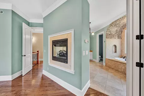 Entry Way - 138 Binnacle Dr, Moneta, VA 24121 photo 3 of 3