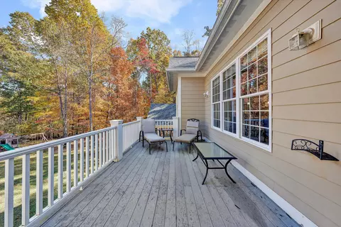 Exterior - 138 Binnacle Dr, Moneta, VA 24121 photo 8 of 23