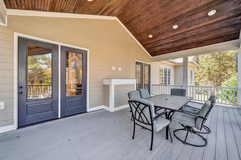 Exterior - 138 Binnacle Dr, Moneta, VA 24121 photo 10 of 23